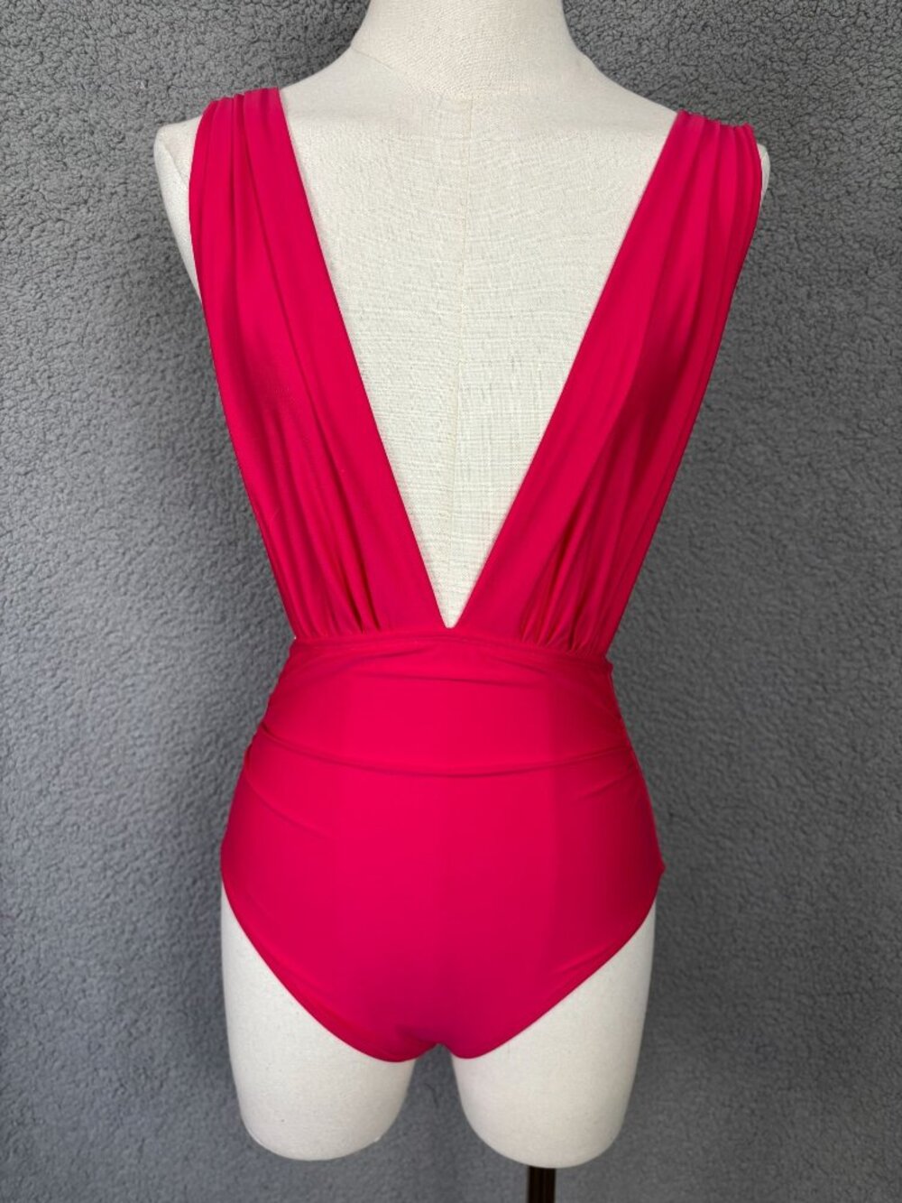 Cupshe Women's Deep V-Neck One-Piece Swimsuit Red Size XS New With Tag's